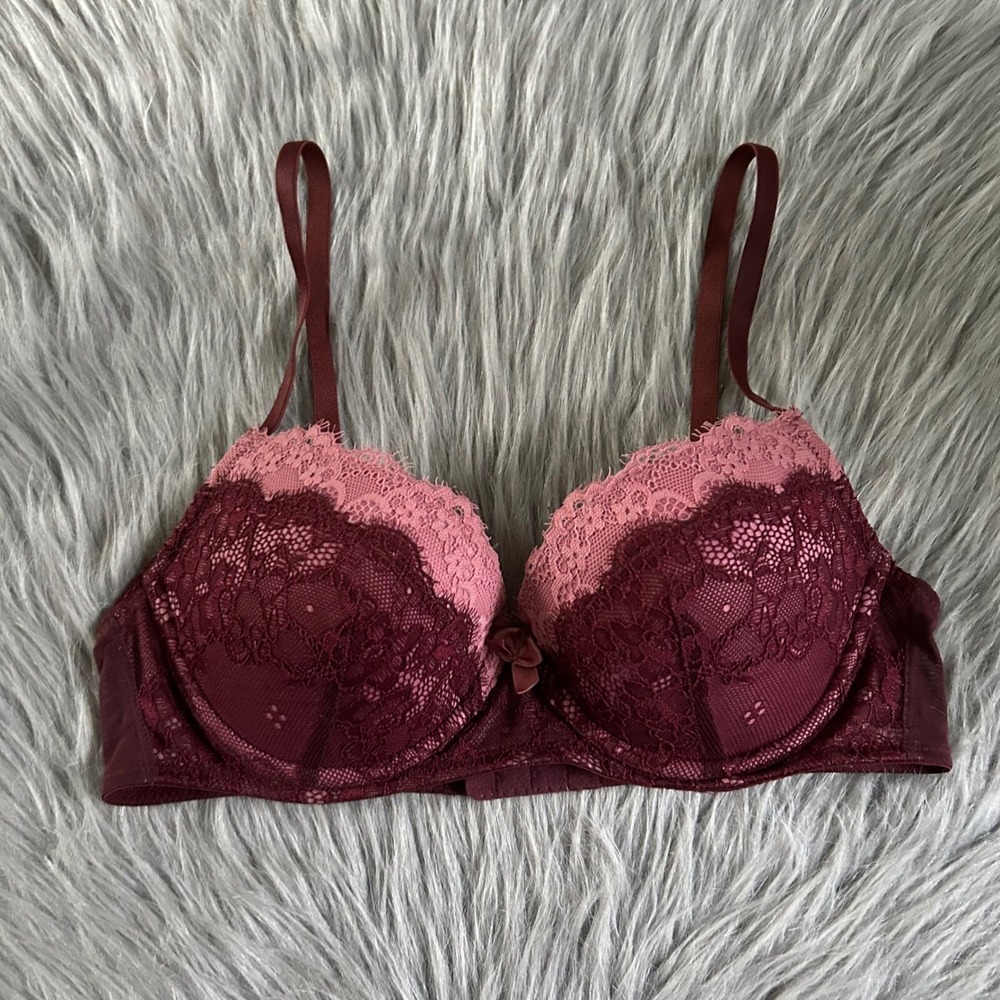 Adore Me Lined Bra Women's Size 34C Floral Lace Padded Underwire Back Closure